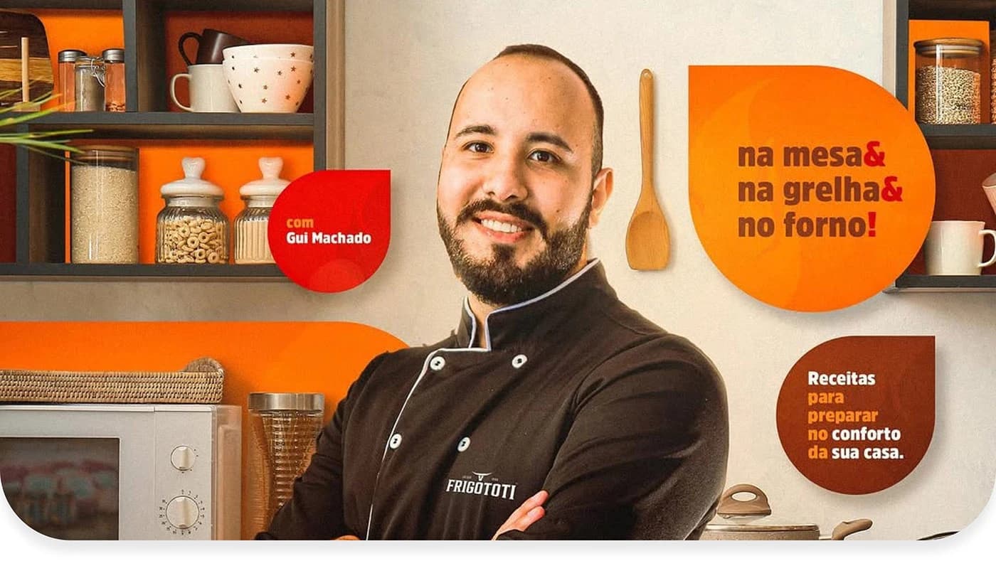 Chef Gui Machado no cenário da campanha Na Cozinha com Frigototi